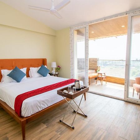 Hotel Octave Rococco Morjim Pernem Exteriér fotografie
