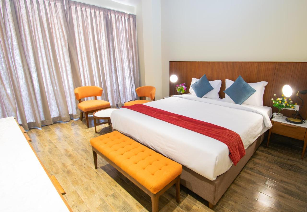 Hotel Octave Rococco Morjim Pernem Exteriér fotografie