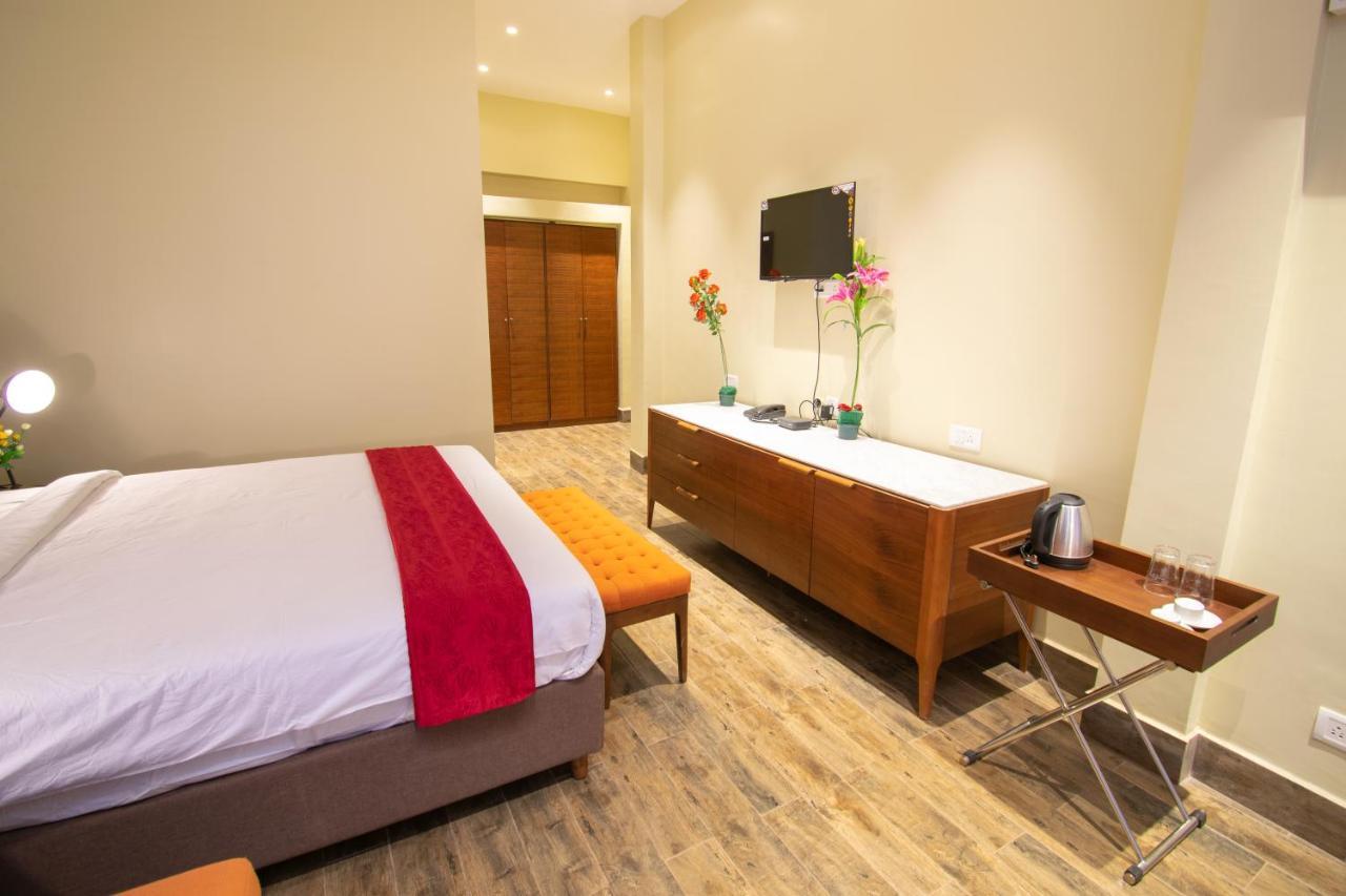 Hotel Octave Rococco Morjim Pernem Exteriér fotografie