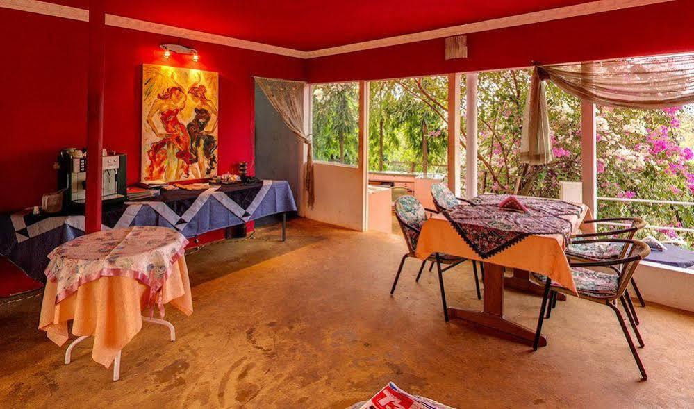 Hotel Octave Rococco Morjim Pernem Exteriér fotografie